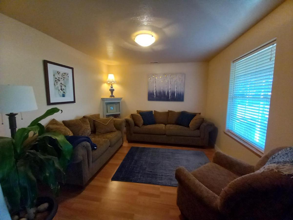 Red Creek Inn And Farm Parowan Екстериор снимка
